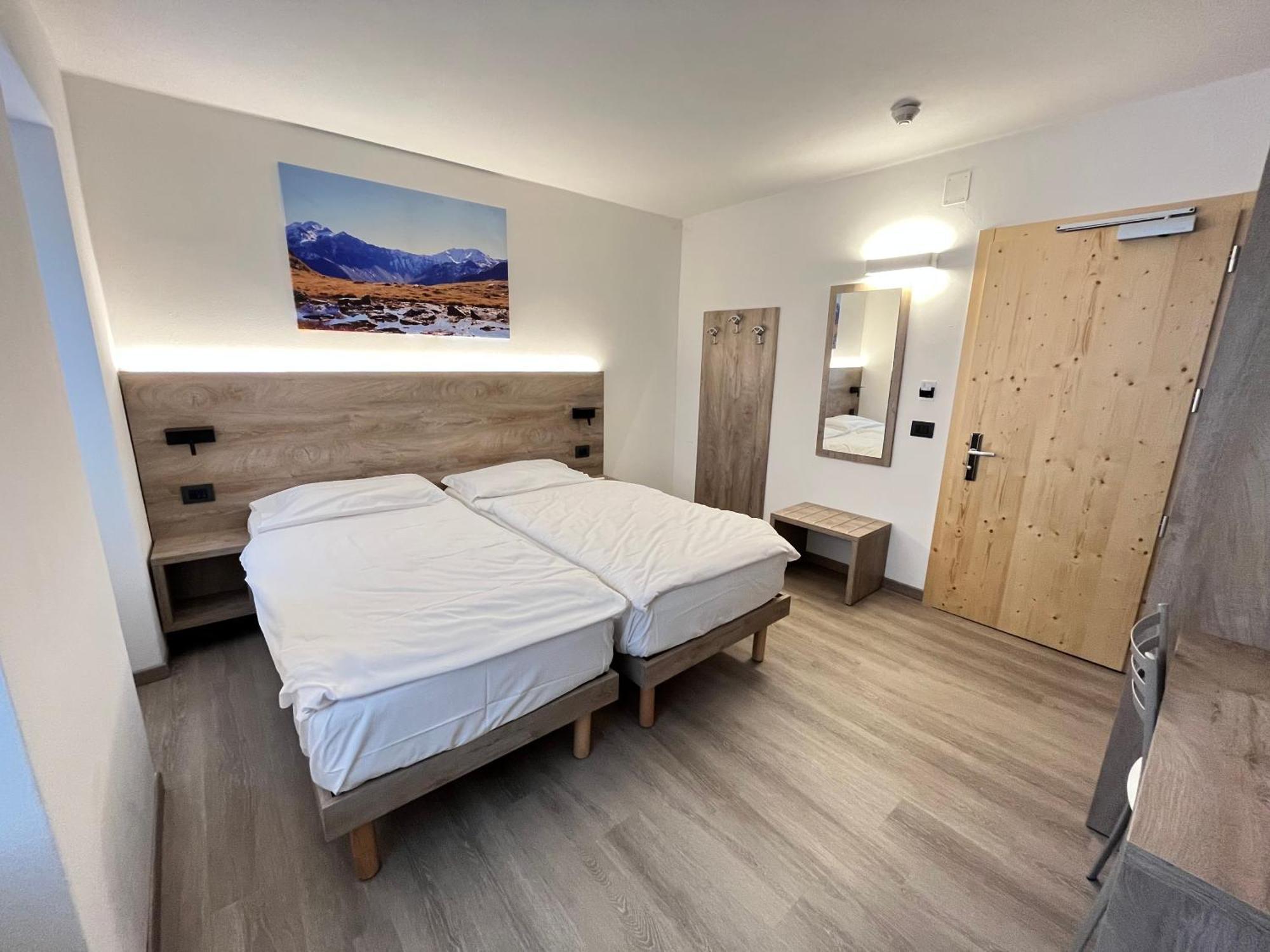 Hotel Zanella Peio Fonti Bagian luar foto