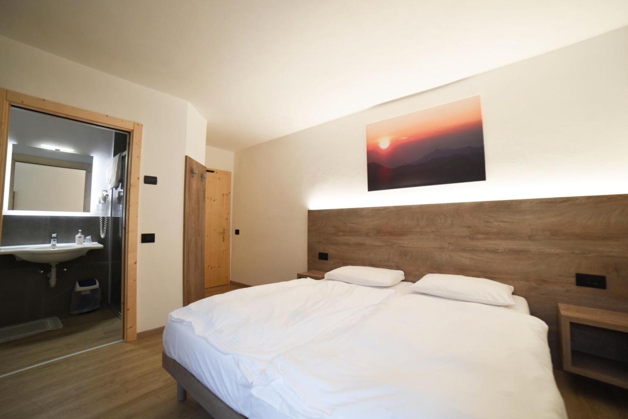 Hotel Zanella Peio Fonti Bagian luar foto