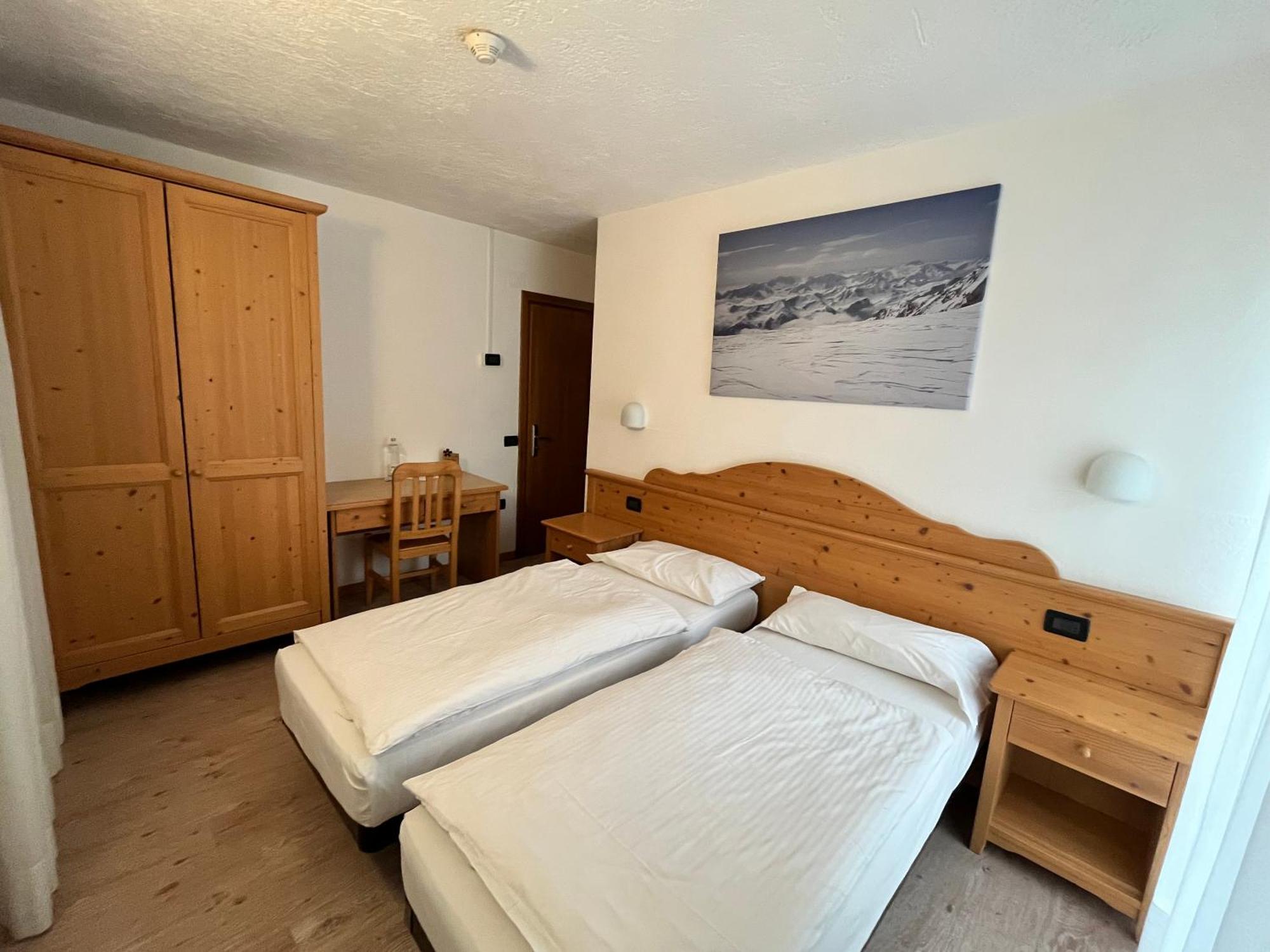 Hotel Zanella Peio Fonti Bagian luar foto